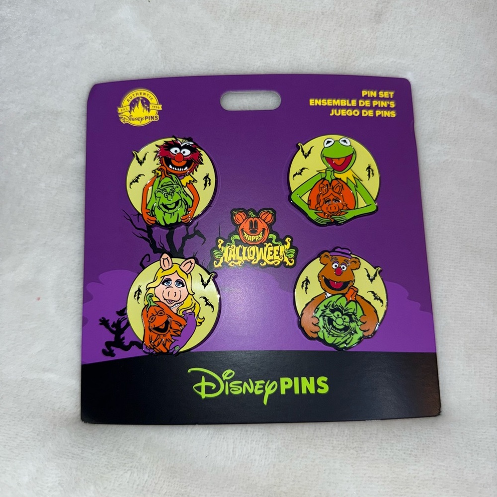 Disney Muppet Halloween Pins NWT